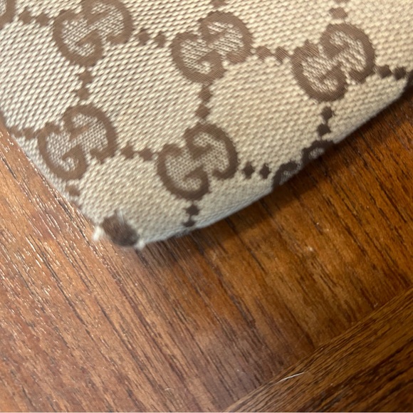 Gucci Brown Monogram Belt Bag - Picture 8 of 16